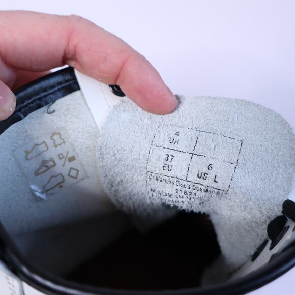 DR MARTENS 1460 Smooth Leather Lace Up Above Ankle Boots White Casual Women's 6 - Picture 9 of 14